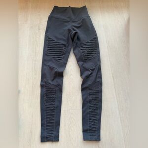 ALO Yoga Charcoal Leggings